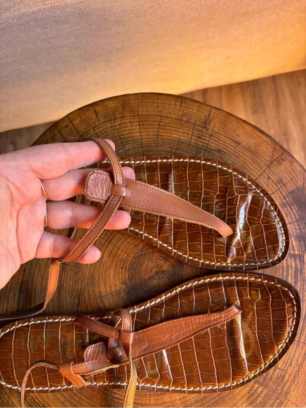 ✨SALE✨Sam Edelman / Gigi Thong Sandal - Brown Leather Sandals - Picture 5 of 12